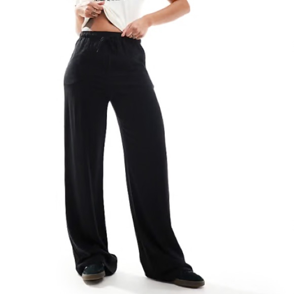ASOS Stradivarius Linen Look Pull On Pants in Black